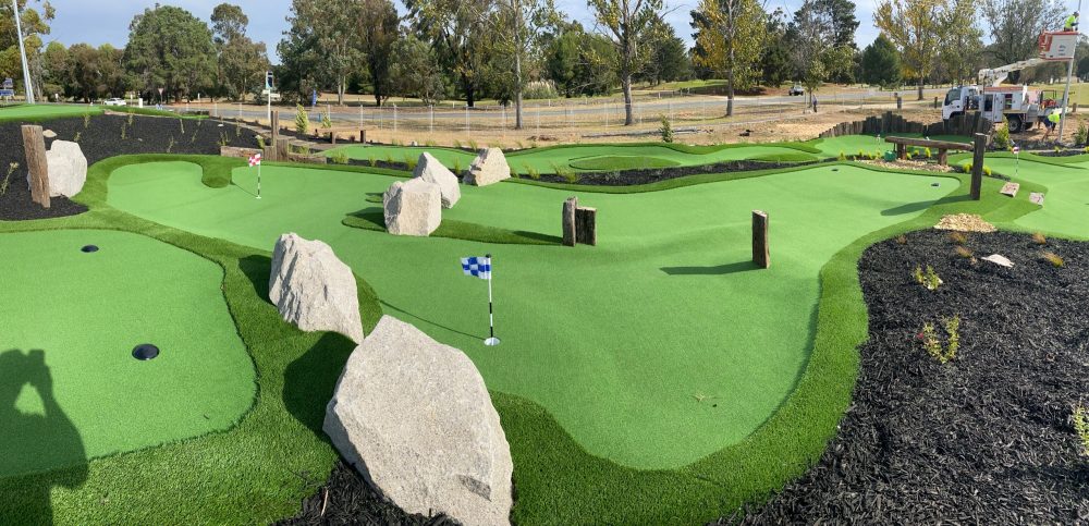 Mini Golf Court