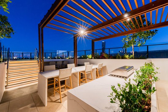 Rooftop BBQ Zone